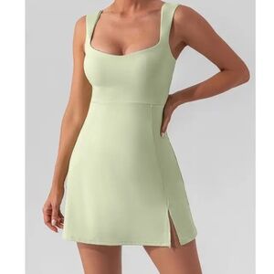 Diosafit activewear dresss size small